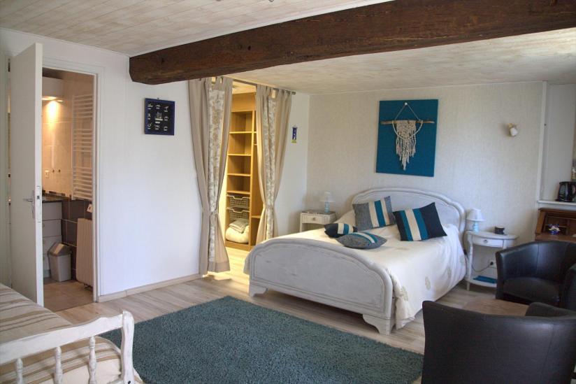 Chambre D Hote La Roussiere Saint-Ouen-Des-Toits Dış mekan fotoğraf